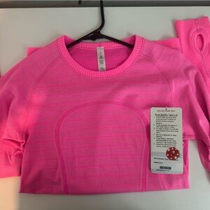 Lululemon athletica rare “vintage” hot pink striped long sleeve swiftly